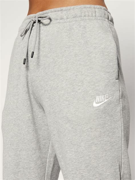 Nike Spodnie Dresowe Essential Bv Szary Standard Fit Modivo Pl