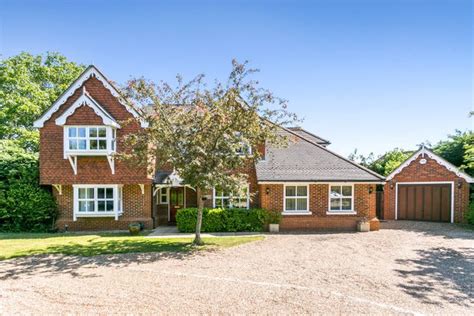 Cannon Court Road Maidenhead Berkshire Sl6 5 Bedroom Detached House