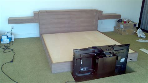 Tv In Footboard / Bedroom Bed Bedside Footboard Tv Cabinet 3d Model 10 ...