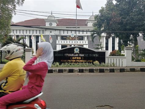 Dprd Pandeglang Minta Penjelasan Kepada Kepala Dinas Kependudukan Dan