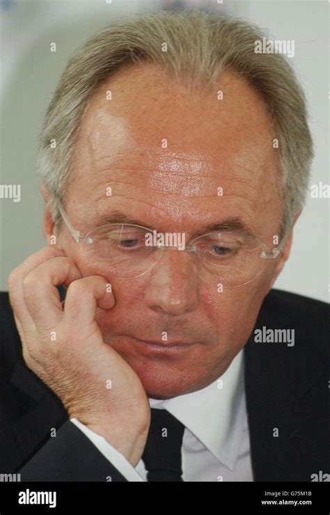 England Manager Sven-Goran Eriksson Stock Photo - Alamy