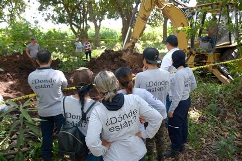 Desaparecidos En Baja California Brigada De Búsqueda Halló 450 Restos