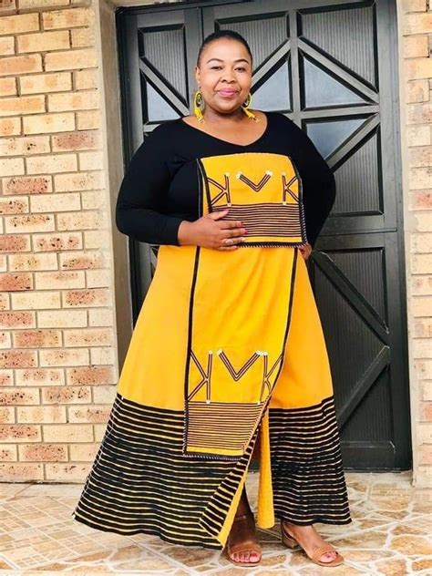 Pin By Lesedi Magodla On Lesedi Curvy Women Outfits African Dresses Modern African Fashion