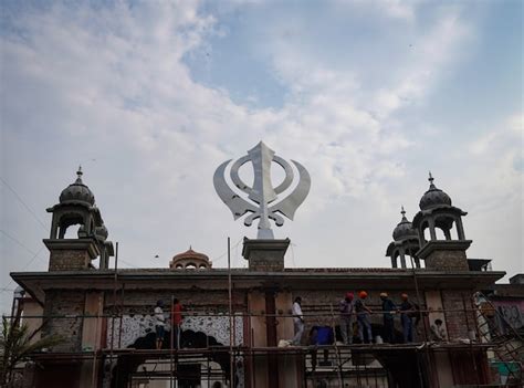 Premium Photo Gurudwara Sis Ganj Sahib Delhi