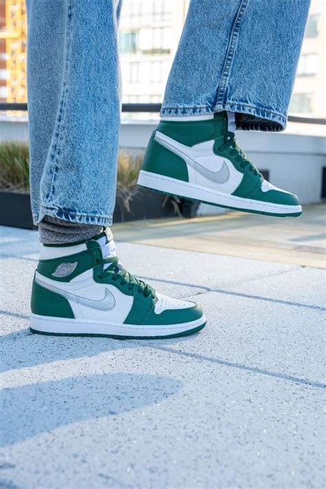 Jordan 1 Gorge Green Outfit Ideas To Elevate Your Style