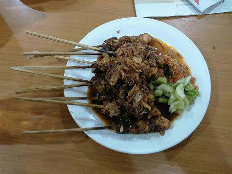 Foto Restoran Sate Biawak Ular Buaya Monyet Foto Makanan Pilihan