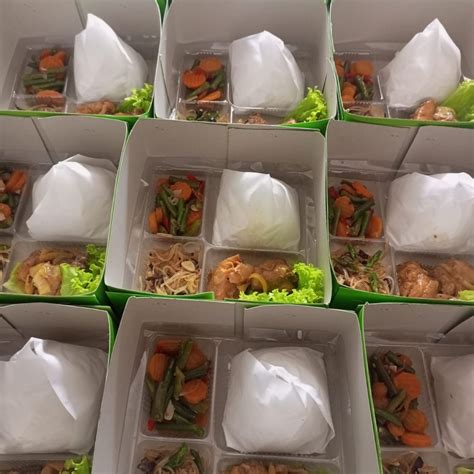 Nasi Box Komplit