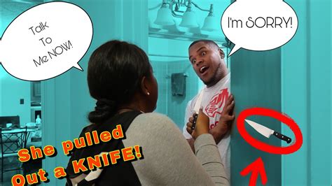 Ignoring My Wife For Hours Prank She Pulls Out A Knife Youtube