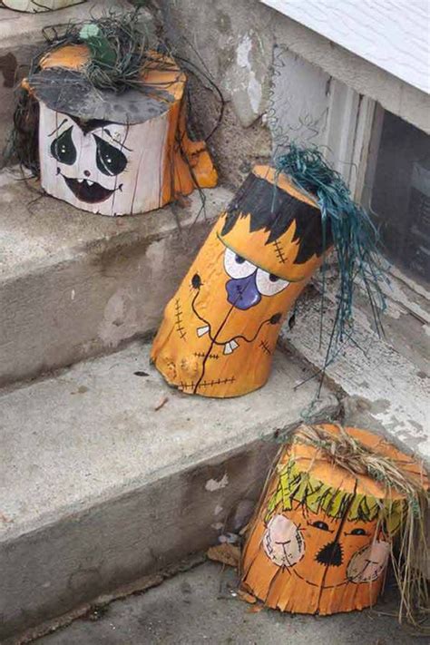 Cheap And Creative Halloween Decor From Reclaimed Wood