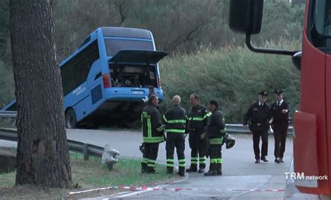 Indagine In Corso Per Lincidente Del Bus Fal A Montescaglioso Trmtv