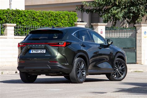 Totalcar Tesztek Bemutató Lexus Nx350h 2021