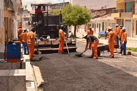 Prefeitura Retoma Obras de Asfalto e Pavimentação na Sede Prefeitura