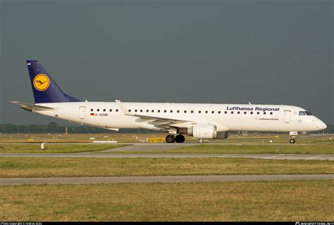 D AEMB Lufthansa Regional Embraer ERJ 195LR ERJ 190 200 LR Photo By