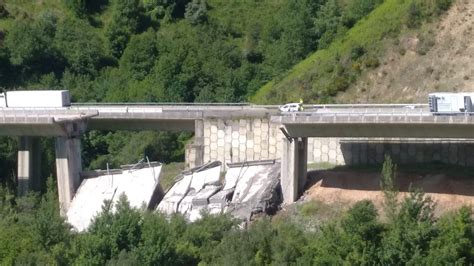 Se derrumba parte de un viaducto de la A 6 entre León y Pedrafita do