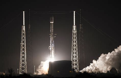 Décollage réussi pour la nouvelle fusée de la société américaine SpaceX