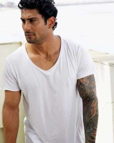 Prateik Babbar Net Worth, Age, Family, Girlfriend, Biography & More