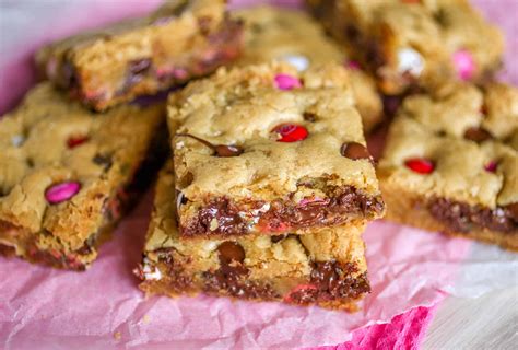 Chewy Chocolate Chip Mandm Cookie Bars Sprinkle Some Sugar