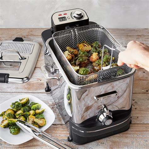 All-Clad Deep Fryer, 3.5L | Sur La Table