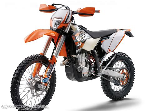 2011 KTM 125 EXC SIX DAYS - Image #6