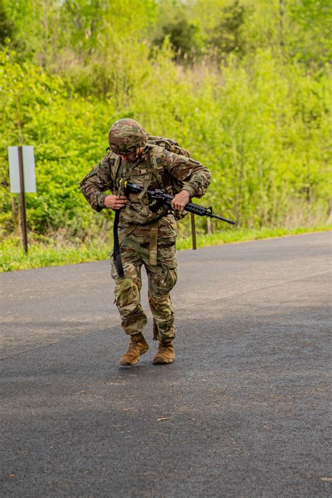 Dvids Images Region Iii Best Warrior Competition Image Of