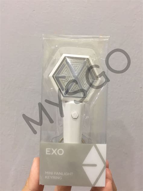 EXO OFFICIAL MINI LIGHT STICK KEYRING Hobbies Toys Collectibles