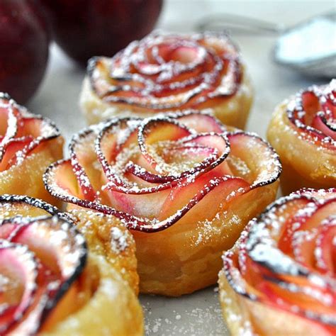 Beautiful And Tasty Rose Shaped Apple Baked Dessert