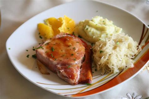 Kasselerbraten Mit Chili Orangenkruste Und Thymian Sauerkraut Rezept