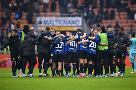 Serie A L Inter Batte Il Verona E Si Laurea Campione D Inverno L Eco