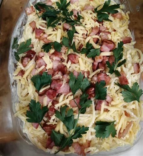 Makaron carbonara z boczkiem i natką pietruszki Kompan Smaku