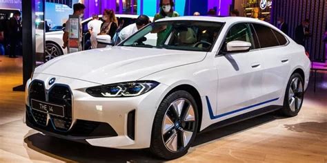 Elektro Wirbelsturm BMW i4 bietet ernste Konkurrenz für Tesla Nau