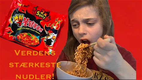 Taste Tester Verdens Stærkeste Nudler Youtube