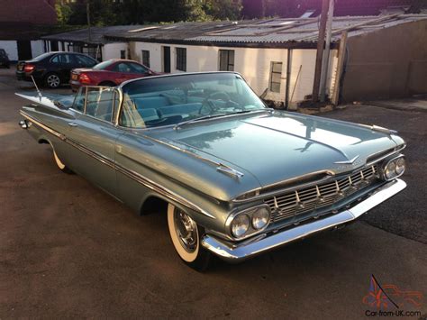 1959 CHEVROLET IMPALA BLUE LHD CLASSIC CONVERTIBLE