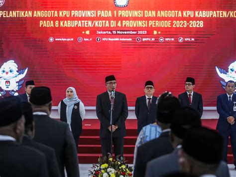 Pelantikan Anggota Kpu Kabupaten Kota