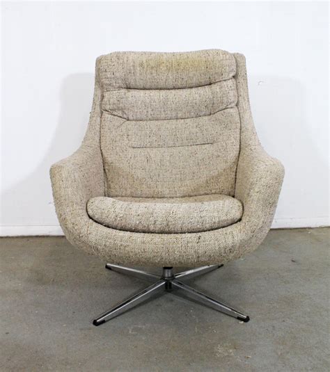 Mid Century Modern Overman Ab Swedish Chrome Swivel Lounge Chair And