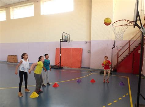 Los alumnos de Educación Primaria Secundaria y Bachillerato los