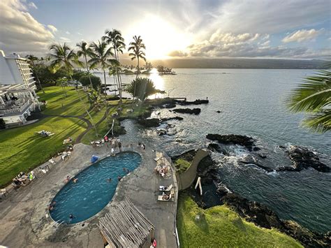 Hilton DoubleTree Hilo Review (Grand Naniloa, Big Island Hawaii ...