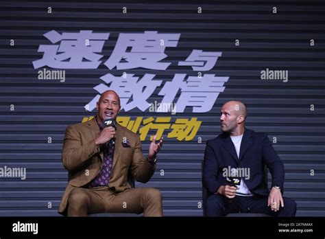 El actor inglés Jason Statham a la derecha y el actor estadounidense