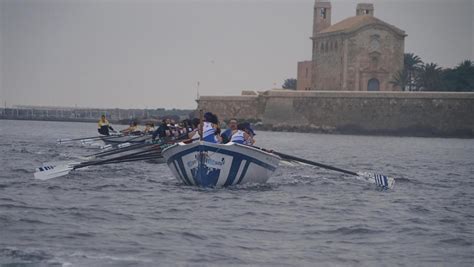 Club De Remo Guilas Y Rcn Valencia Se Llevan La Santa Pola Tabarca