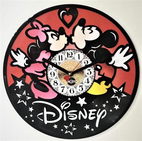 Orologio Da Parete Con Disco Vinile Lavorato A Mano Topolino E Minnie