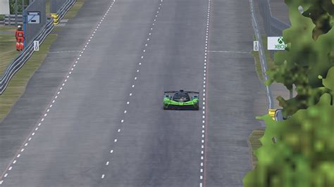 Le Mans Ultimate Vanwall Vanderwell 680 Onboard Lap In Le Mans