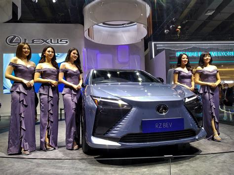 Motomobi News The All New Lexus Rz Tampil Perdana Di Gjaw