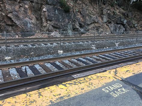 New MBTA schedule to give Wellesley commuters a later curfew - The