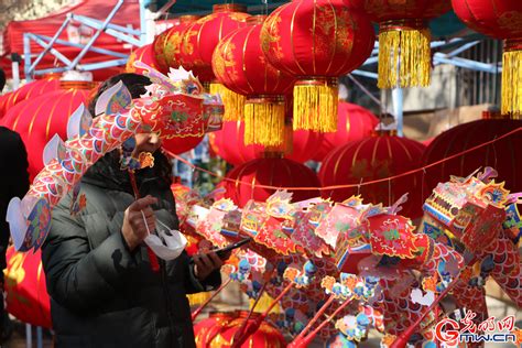 【新春走基层】红灯笼，耀新年 光明网