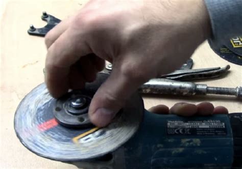 5 Easy Strikes: Mastering The Art Of Angle Grinder Blade Replacement