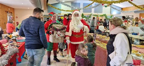 Roquefort un marché de Noël coloré et chaleureux