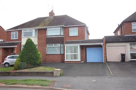 Homes For Sale In Beachcroft Road Kingswinford Dy6 Buy Property In