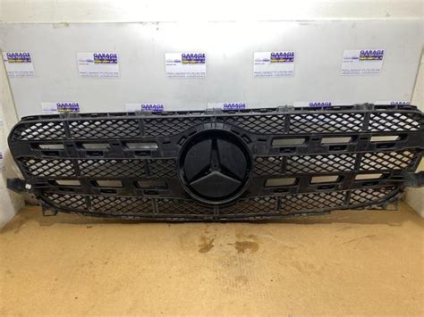 Grille Mercedes GLA 1.6 200 16V - A0008171016