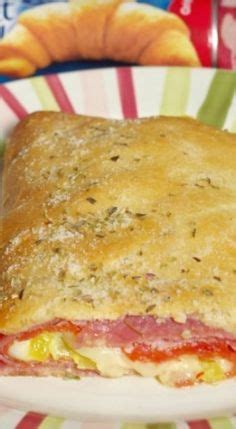 Spicy Italian Crescent Roll Stromboli Recipes Using Crescent Rolls