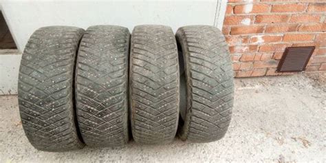 Goodyear Ultragrip Ice Arctic Suv R T