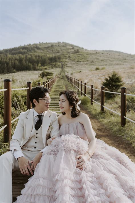 Pre-Wedding Photoshoot on Jeju Island: Plan the perfect day